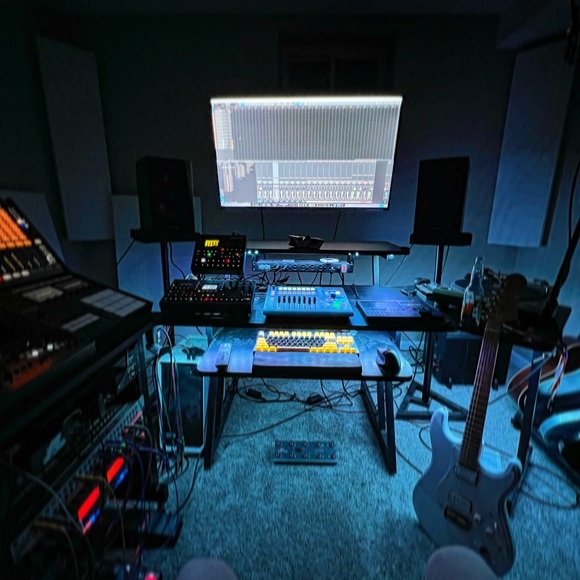 Meet your Posher, Ramsay - Picture 2 of 2